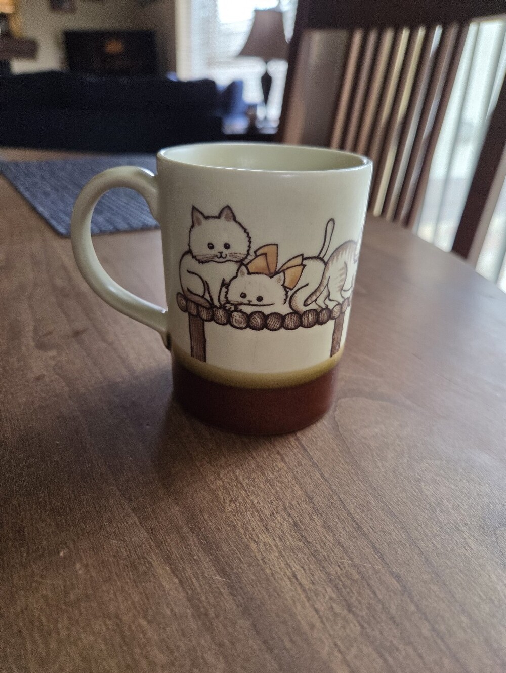 Otagiri Japan Ceramic 9oz Mug With Adorable Cats